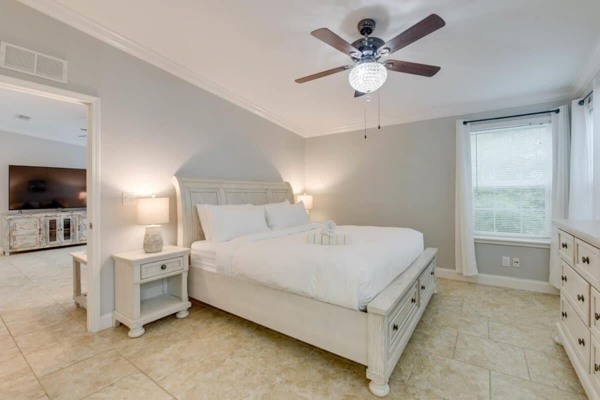 Loggerhead Lagoon - Modern Waterfront Home Pirates Cove Exterior foto